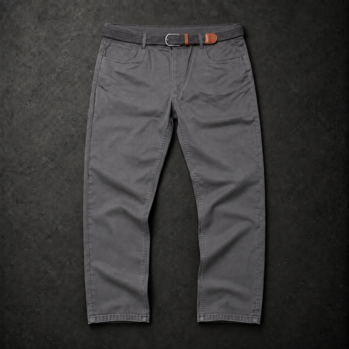 Pantalón Gris con Cinturón