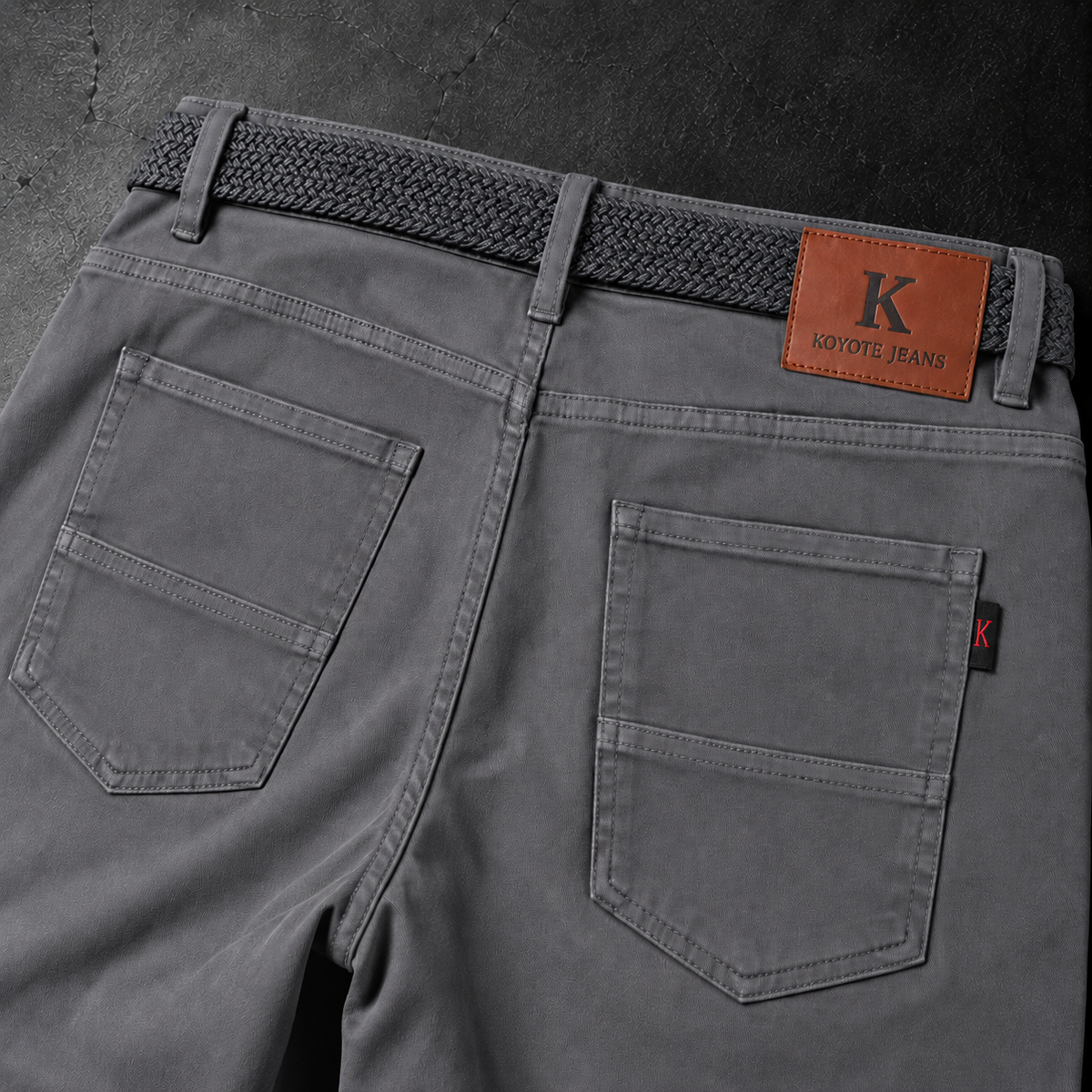 Pantalón Gris con Cinturón